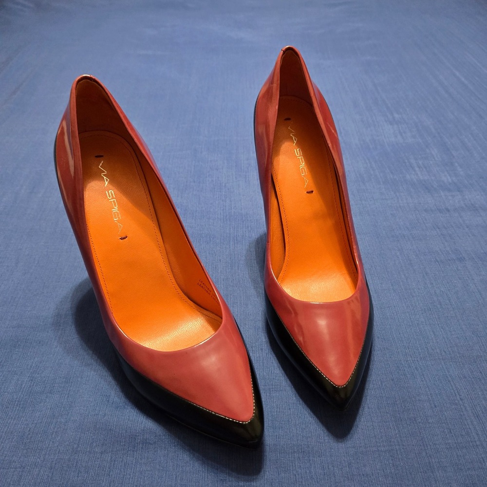 Via Spiga Pumps Women 7.5M Red Black Good Leather Colorblock Pointed Toe Heel